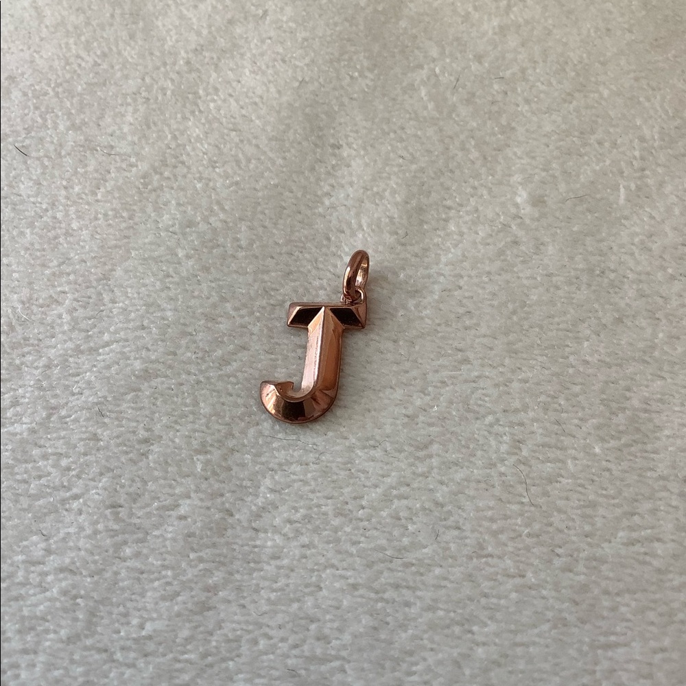 Monica Vinader ‘J’ charm
